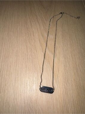 Silver-tone 'Lone Wolf' Bar Necklace